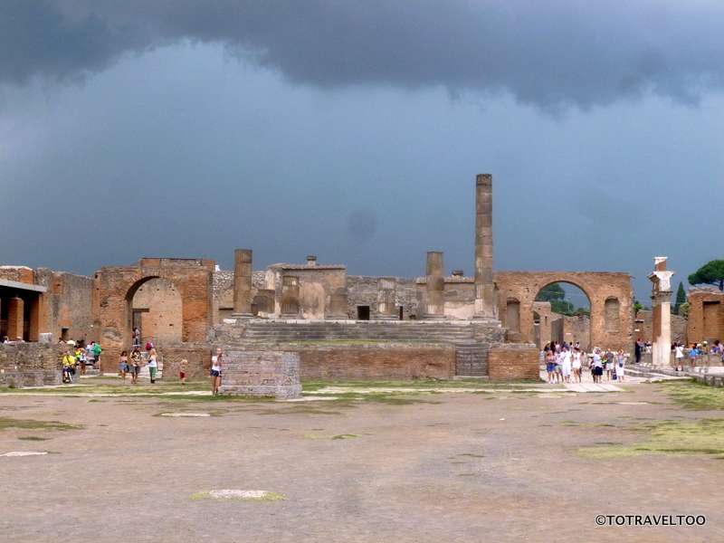 A day in Pompeii