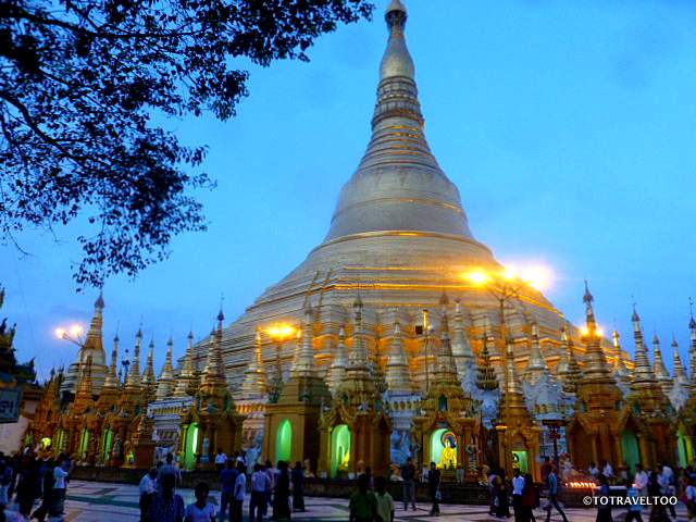 Shwedagon Pagoda at Sunset