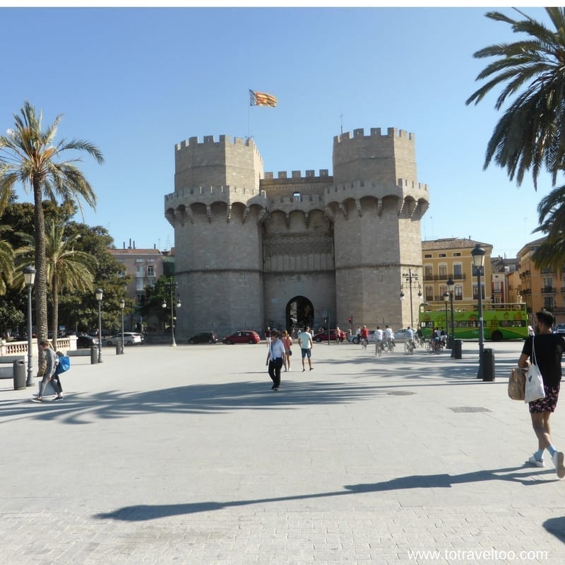 Valencia Emblematic Free Walking Tour