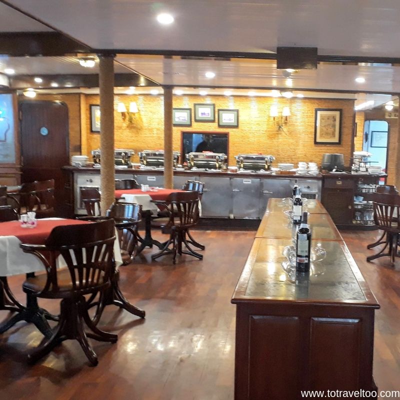 The Restaurant on Emeraude 2 night cruise on Halong Bay