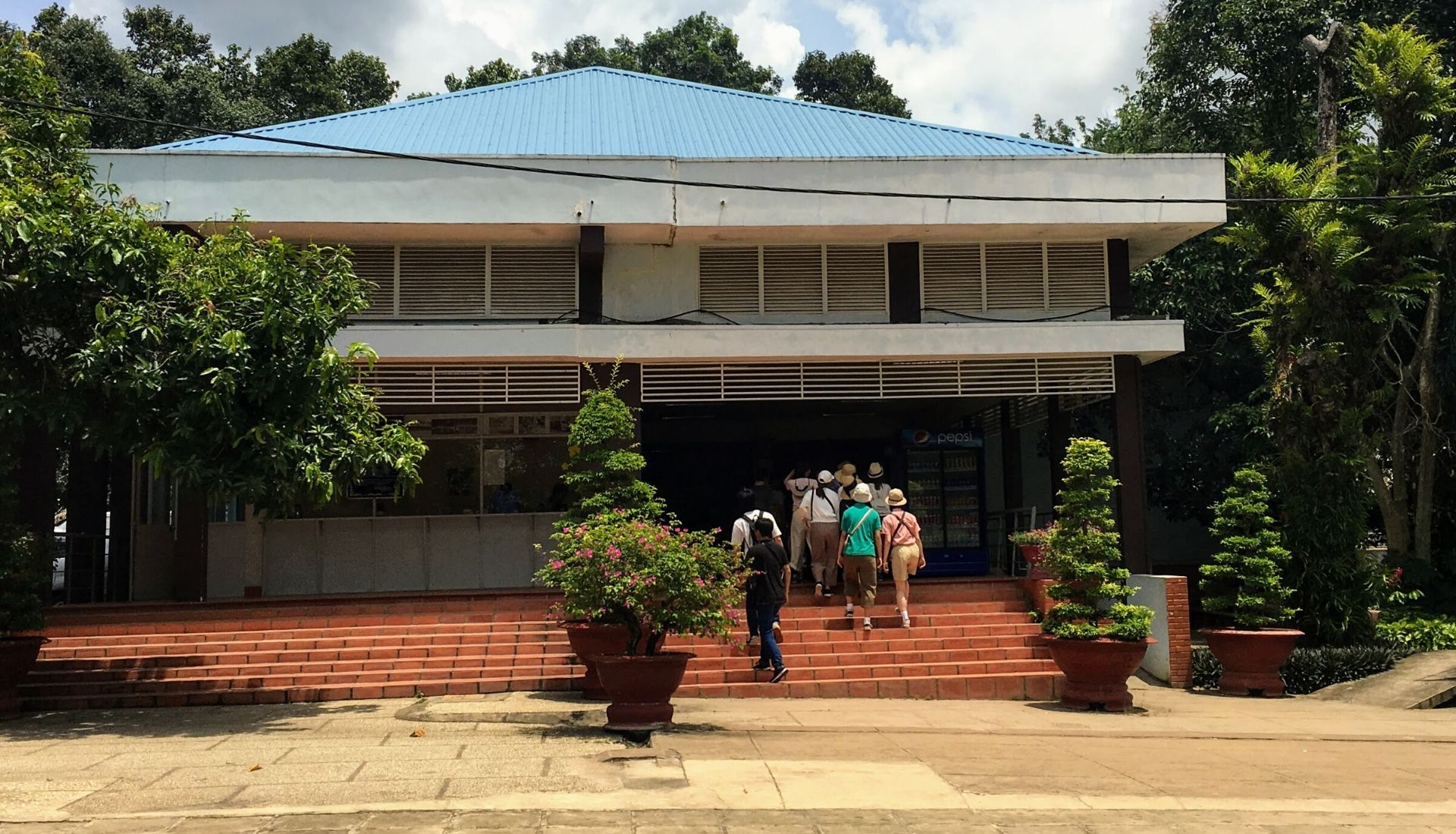 Main Entrance Cu Chi Tunnels