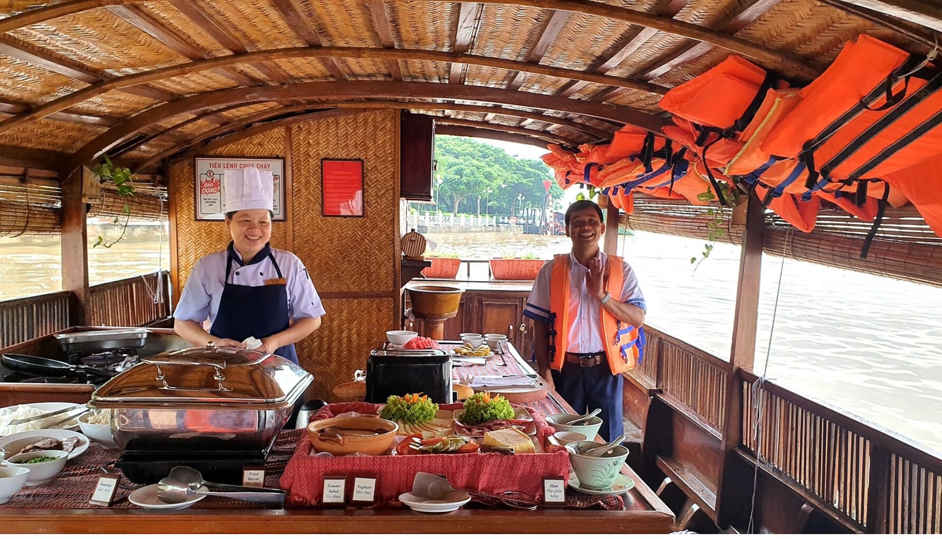 Buffett breakfast onboard the Mekong Princess