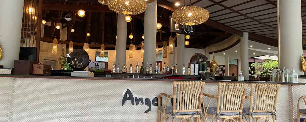 Angel Wing Bar